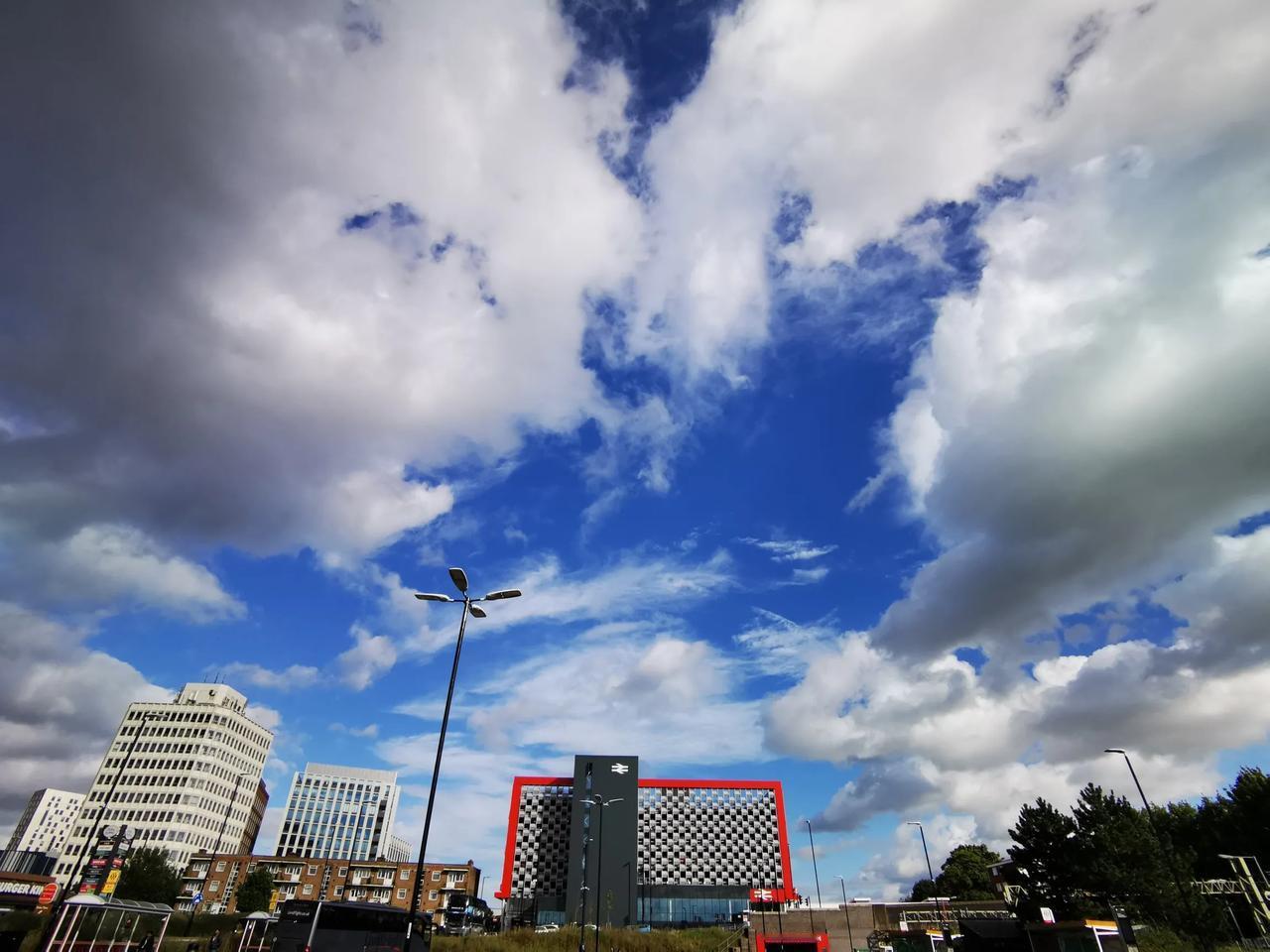 #随手拍摄一张天空的照片#