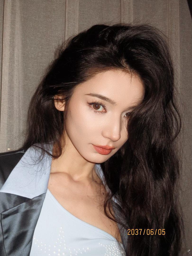 代斯按头安利阿勒泰乘风2026代斯温柔讲述阿勒泰的美好，代入感超强，越听越向往 