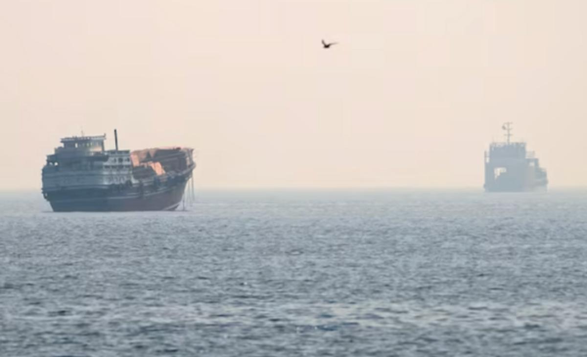 【3天死2人，印度下达“霍尔木兹海峡禁令”】

霍尔木兹海峡风险急剧升高，近期连