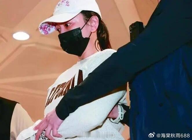 吸毒卖淫诈骗劣迹斑斑，刘乔安逃美7年被押解返台，曾被称为台湾的所谓“太阳花女王”