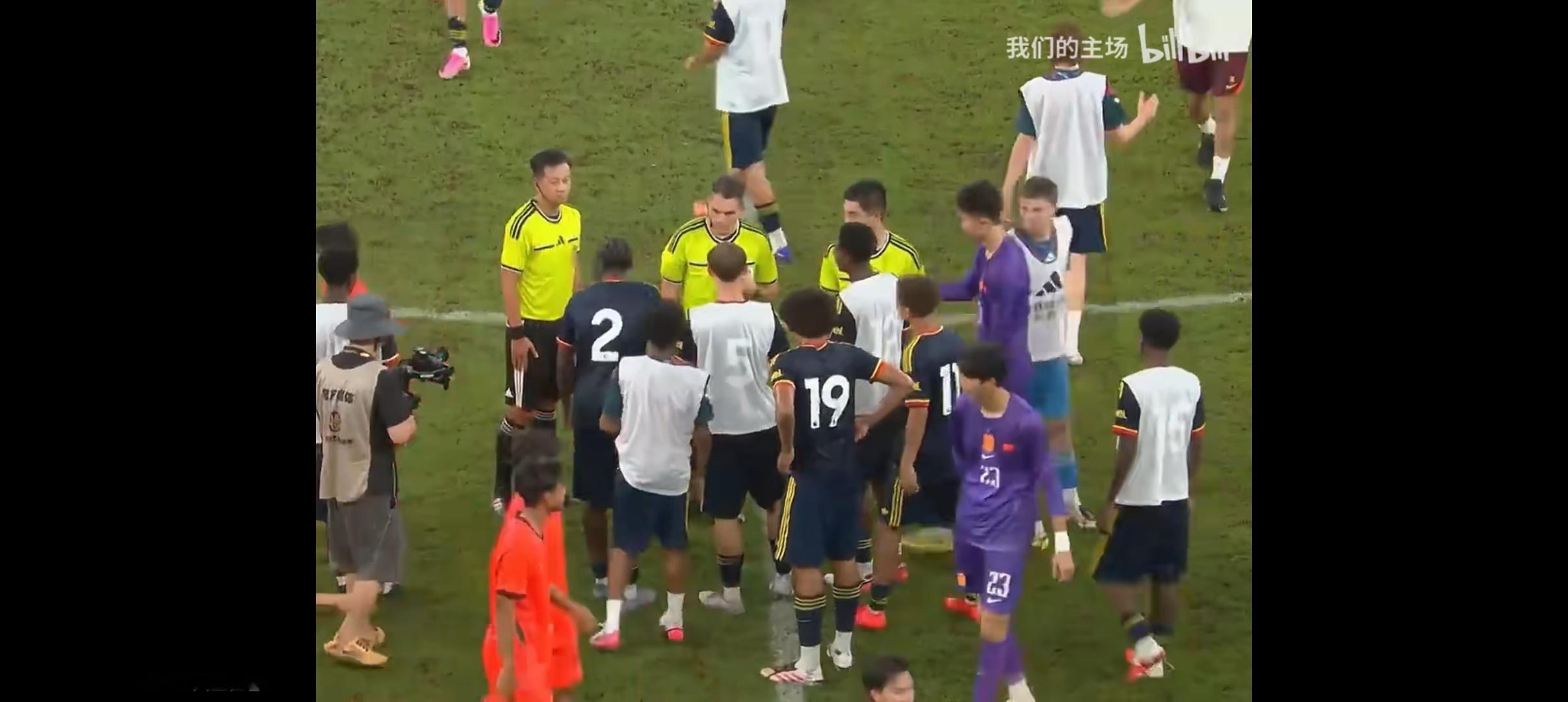 上海明日之星冠军杯 中国u17vs阿森纳u17  中国队大部分时间领先，终场前利