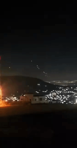 美国人这下亏大了。9月8日夜，伊朗对约旦美军基地发动袭击，美军动用了大量“爱国者