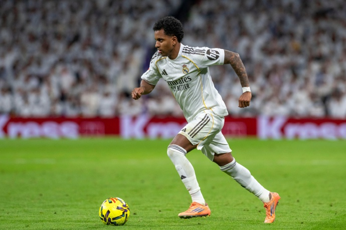 罗德里戈或将无缘世界杯 重创！马卡报消息，罗德里戈右膝前十字韧带受伤，或将赛季报