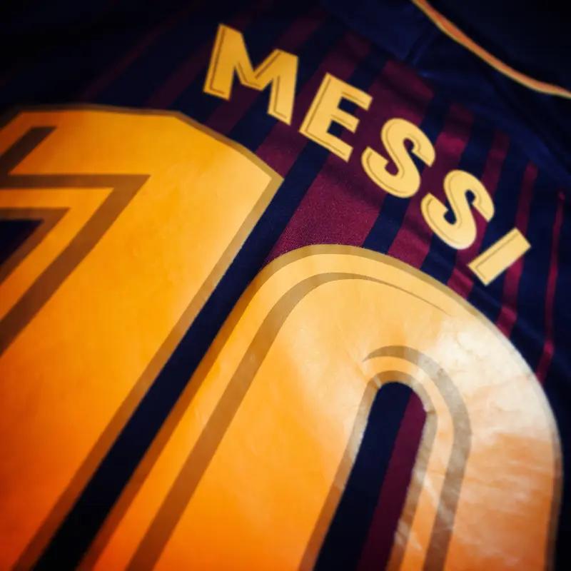 从里杰卡尔德时代开始认识喜欢巴萨的，特别是看球见证梅西一步步成长起来，感觉亚马尔