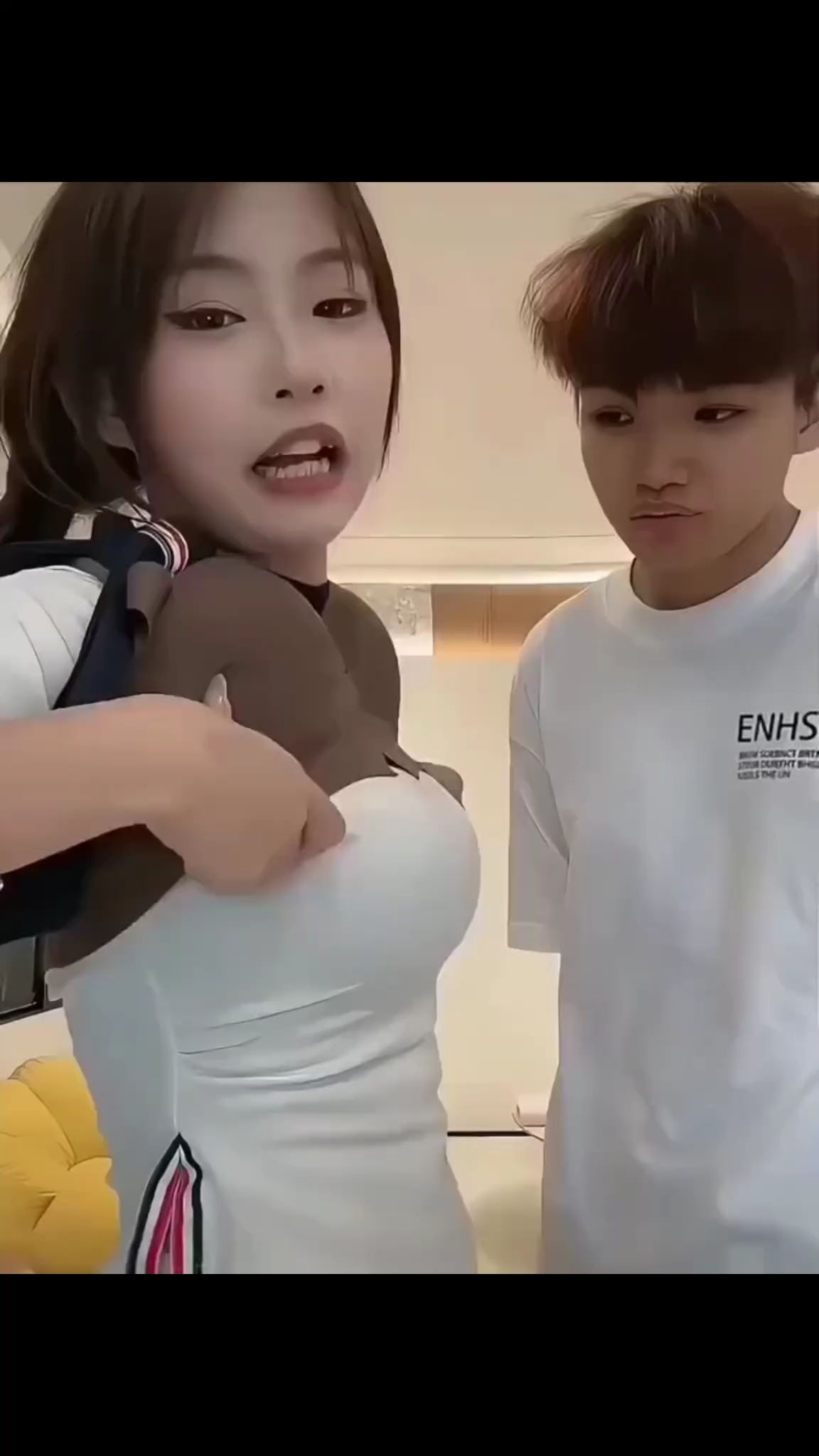 迪丽热巴 迪丽热巴新剧 聂九罗 炎拓 秋冬穿搭