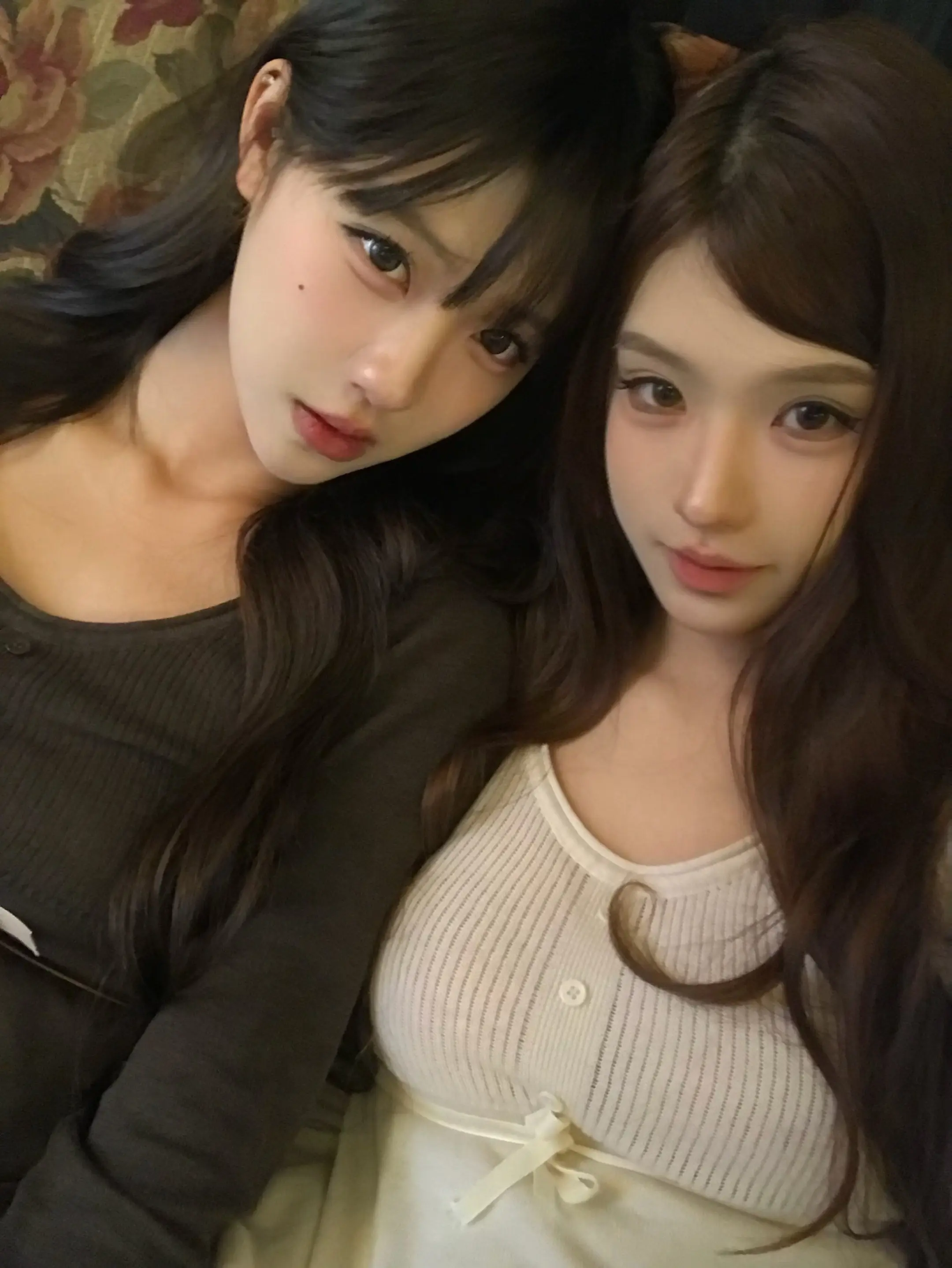 我真的没办法不和她玩 如果她是坏女孩 那我也当坏女孩