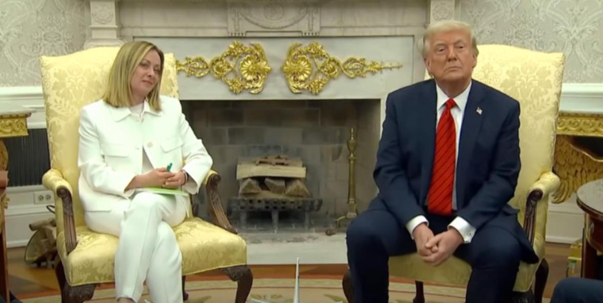 梅洛尼支持特朗普抓捕马杜罗
        针对美军1月3日在委内瑞拉展开的军事