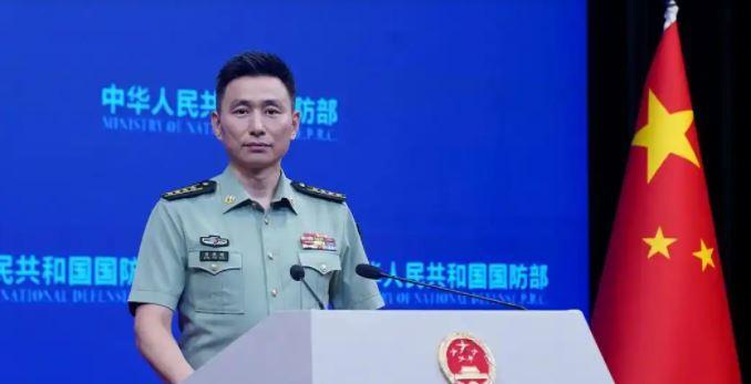 8月27号，国防部新闻发言人张晓刚大校把话挑明了，菲律宾你必须尽快把那艘非法“坐