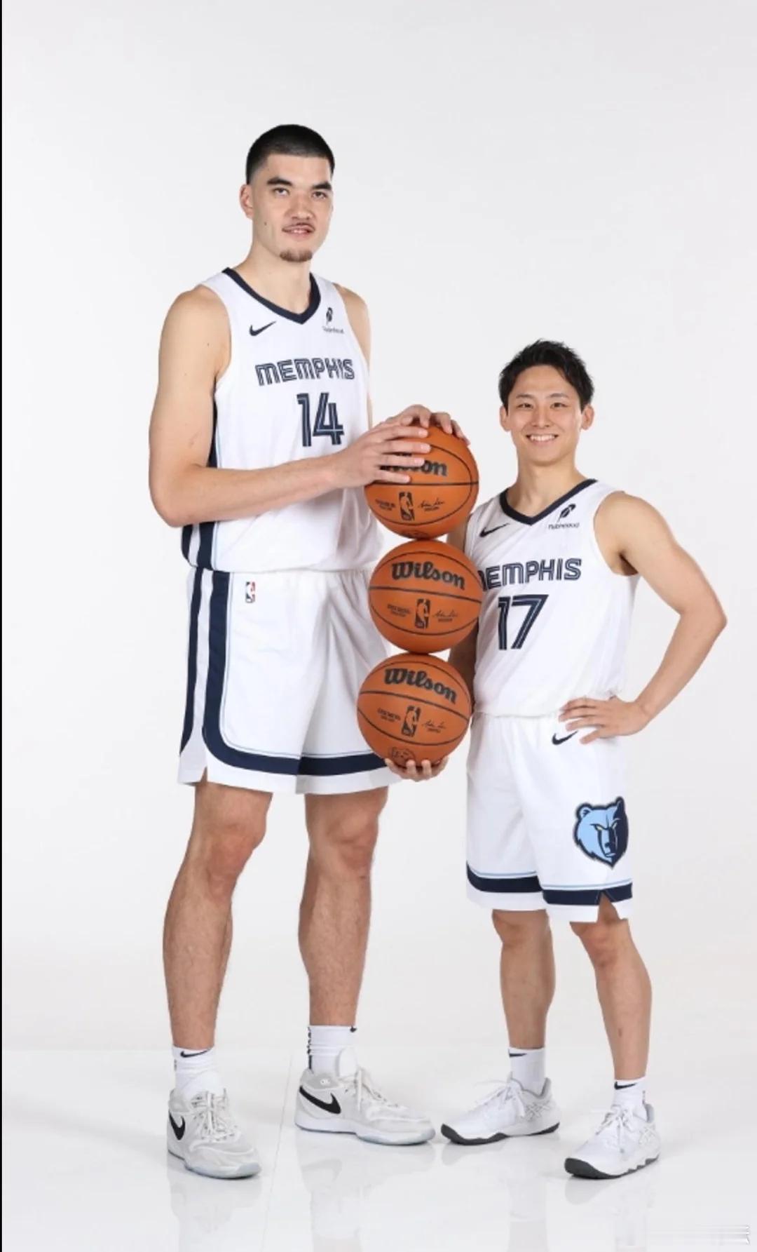 #河村勇辉NBA现役最矮球员# 贾莫兰特还特地发了张河村的特写照片在自己推上……
