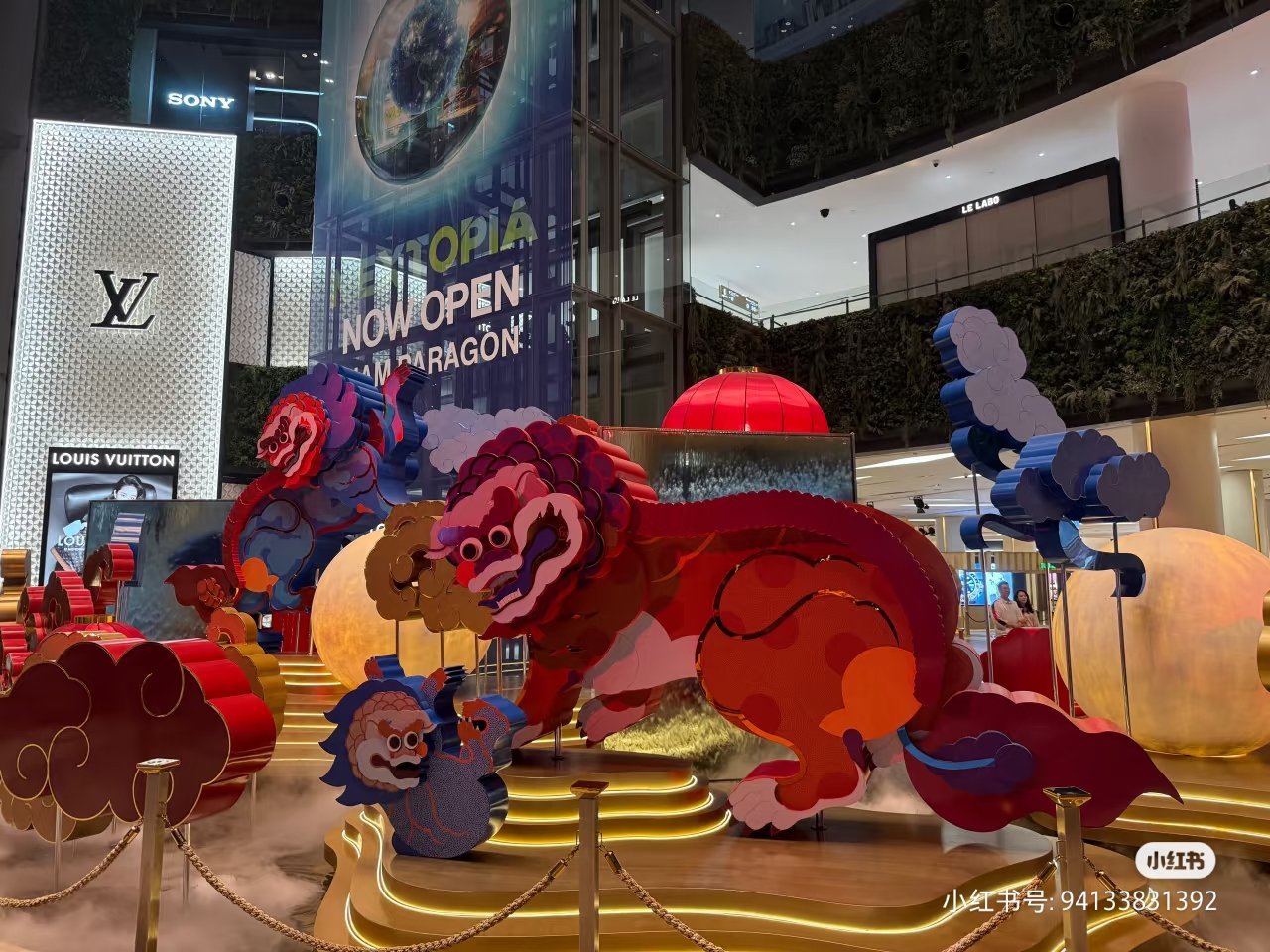 泰国暹罗百丽宫 刘亦菲LV Monogram 130周年地广硬广，你发现了没。 