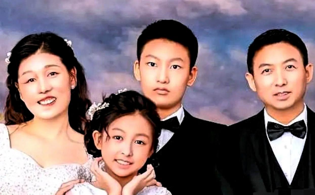 北大法学学霸陈长志不顾亲友阻拦，在2007年毅然迎娶了脸部被大火灼伤、学历悬殊的
