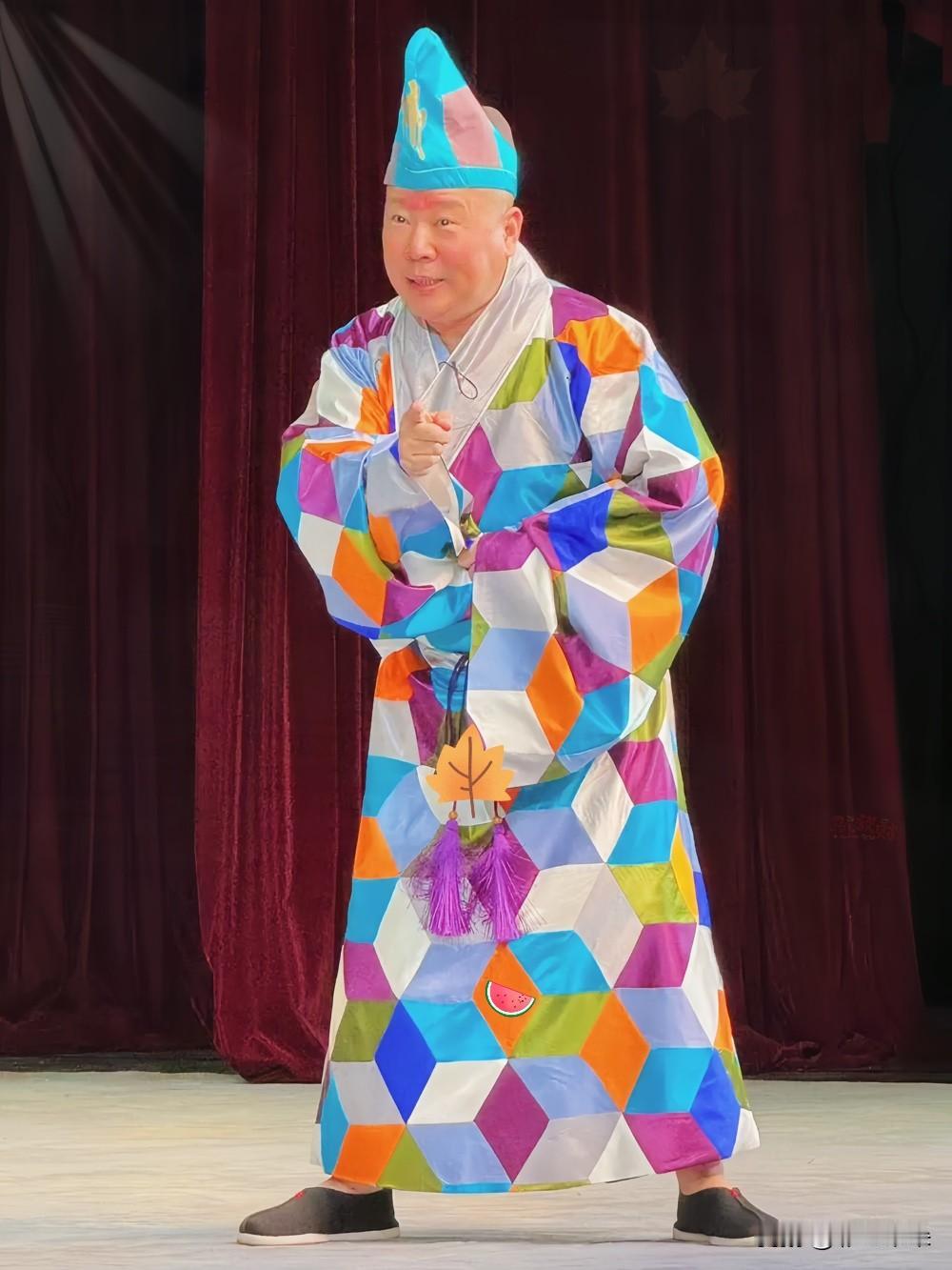 郭德纲陷入风波：人到中年，最难得的是懂得抽身

最近郭德纲卷入舆论风波，不少网友