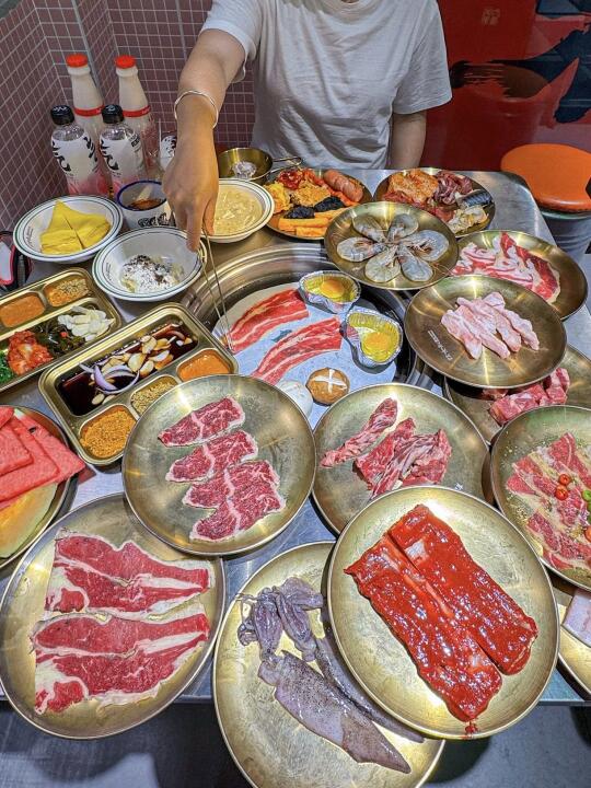在福州！！烤肉吃到扶墙出！！