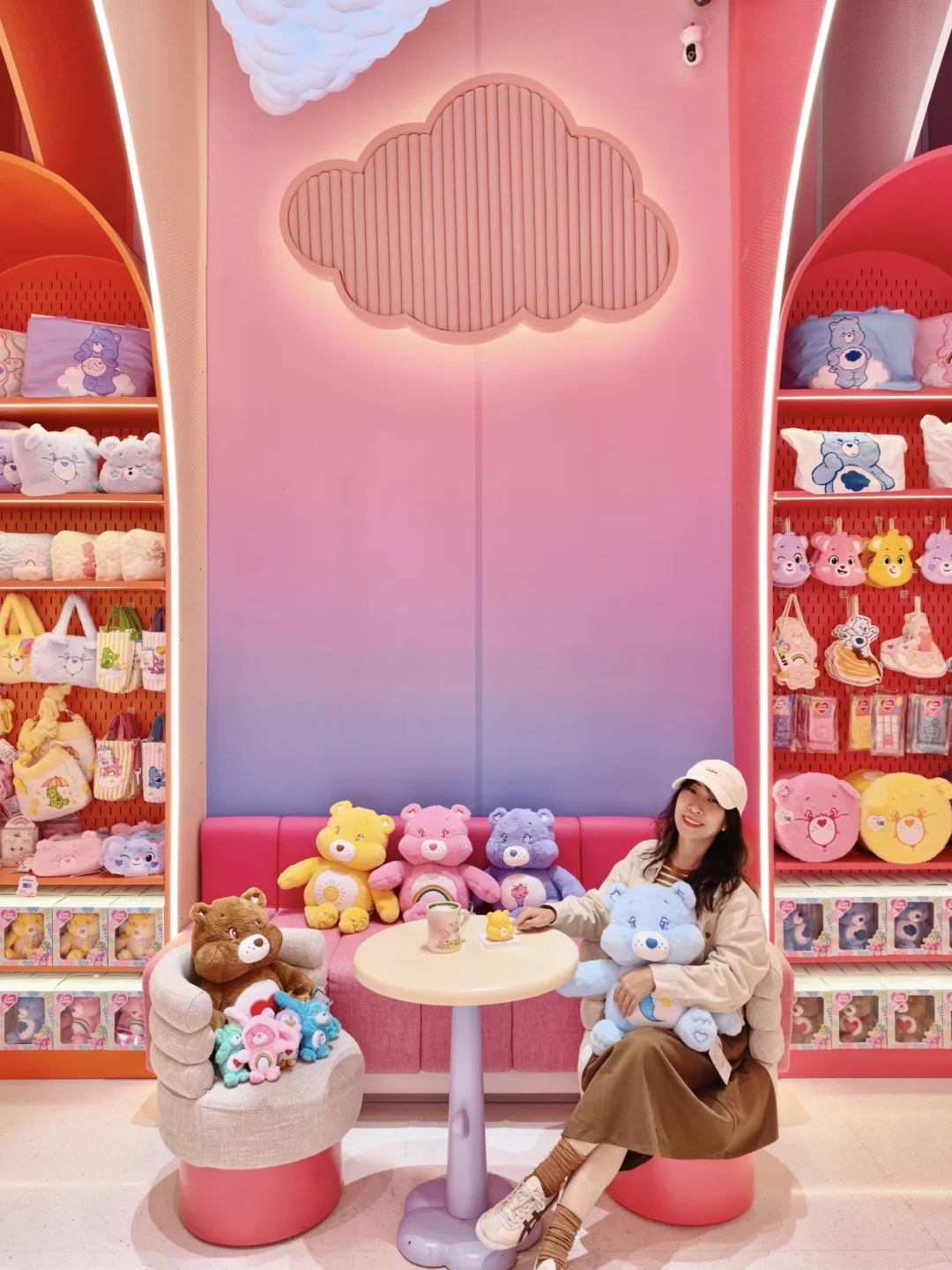 贩卖可爱｜深圳首家爱心小熊店好吃又好逛