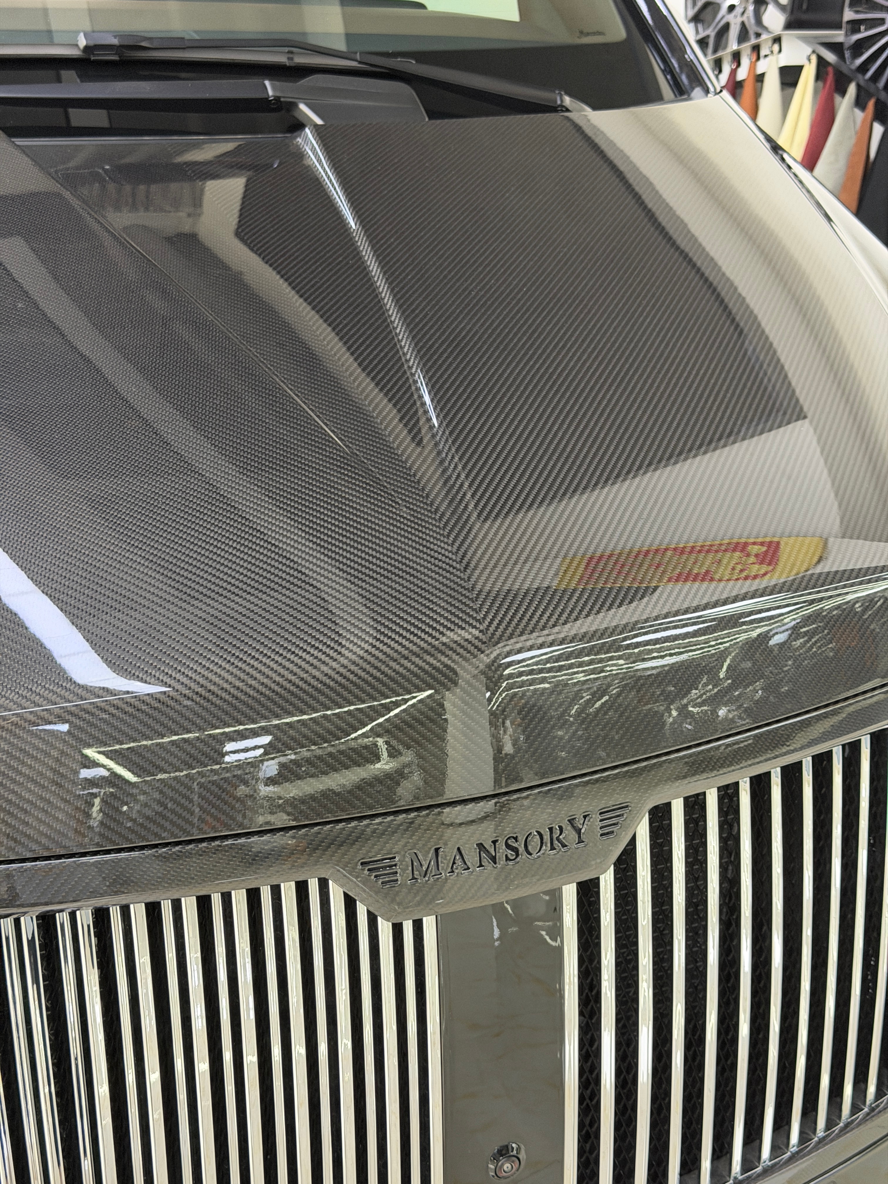 带冠军看看138万的碳纤维MPV感受下卖碳的味道囖大v聊车