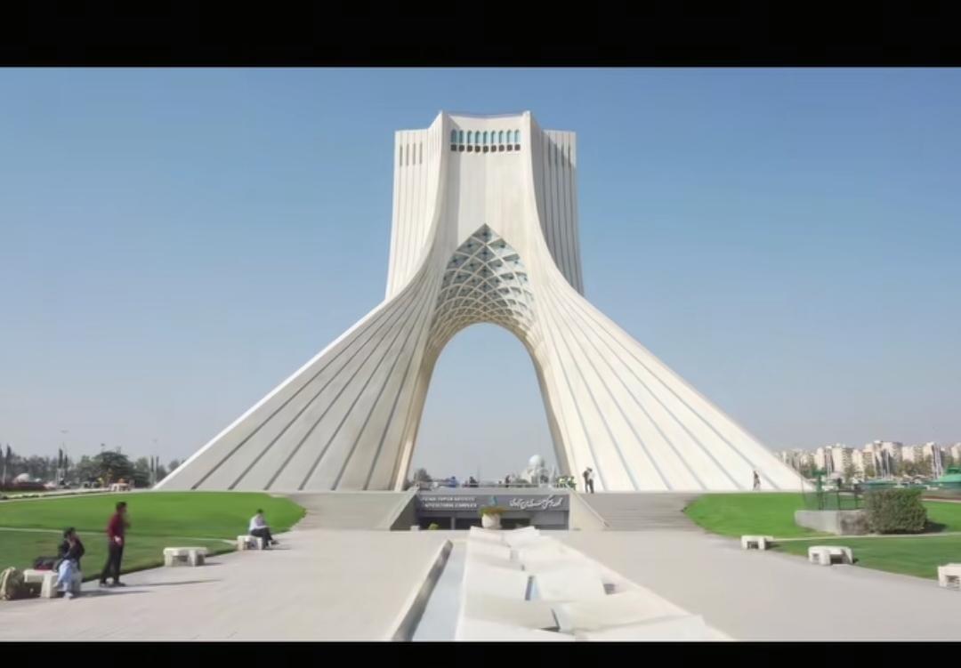 美以伊在中东正打得热火朝天，不可开交之际，却为那些脑洞大开的"才子"获得了灵感，