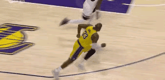 69次周MVP，40次月MVP，4次赛季MVP，4次总决赛F MVP，1次季中赛