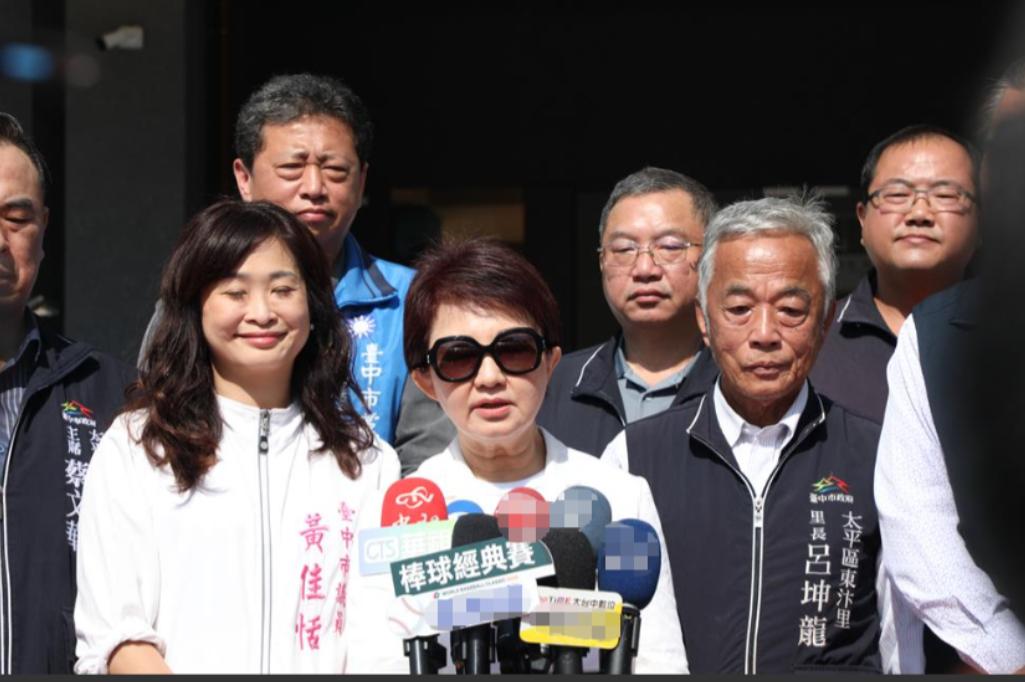 卢秀燕警告：“台湾只剩下3周时间，马上就要断气了！”，台湾民众直呼：被民进党坑死