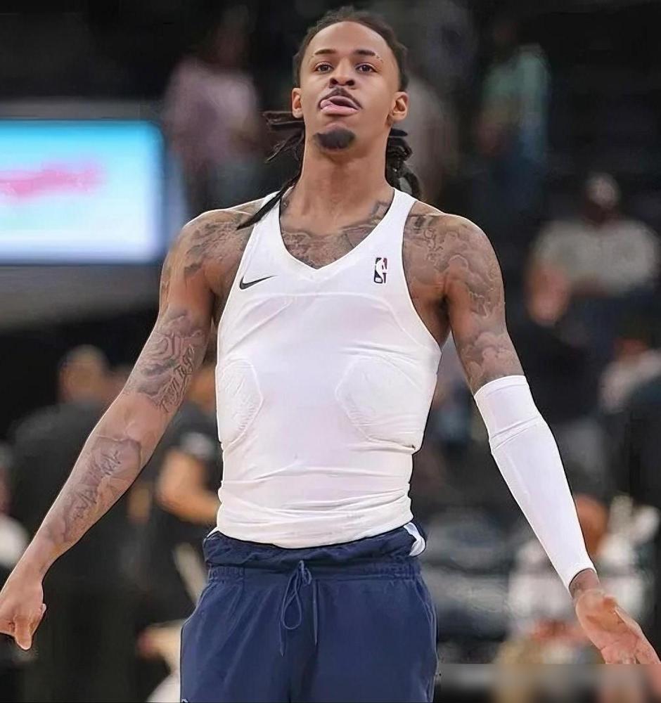 136-139，即便灰熊3的惜败，但这3名球员的表现可圈可点，无可指责——

这