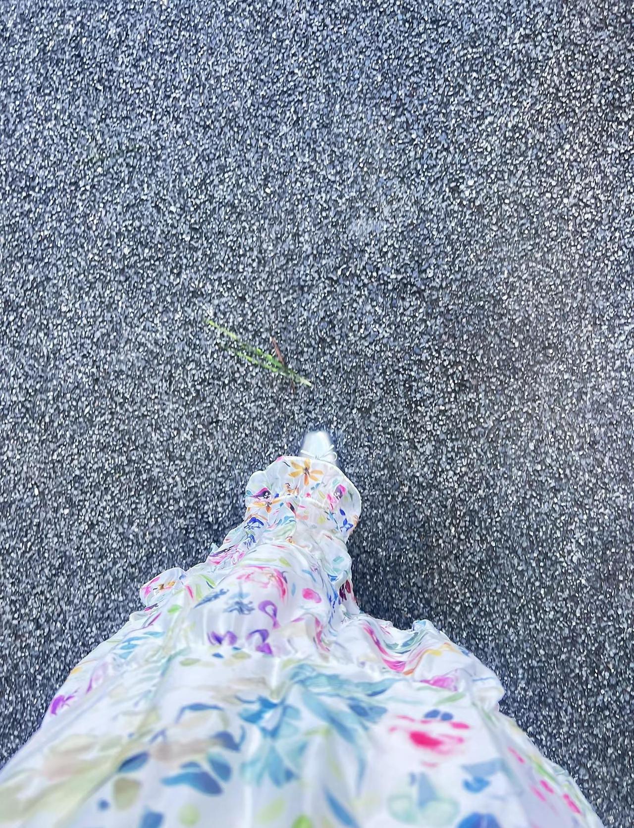 碎花裙已到位  让我看看POLO衫到底有多深情碎花裙子