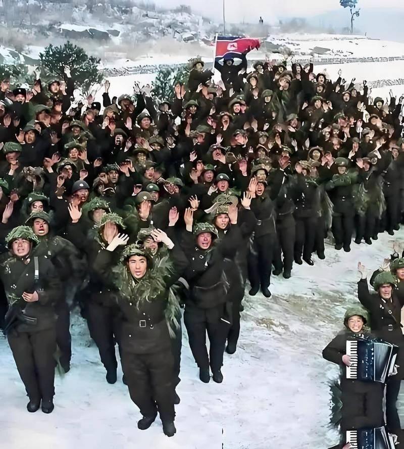 乌克兰战场打成了残酷的消耗战，现在俄乌两边最发愁的不是缺炮弹，而是缺人。就在这个