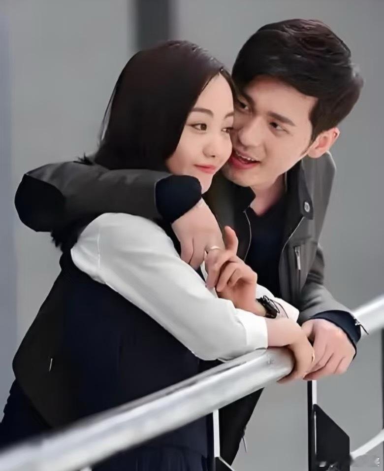 曝白宇还和刘萌萌在一起刷到白宇刘萌萌还在一起的消息，第一反应是：啥？他俩什么时候