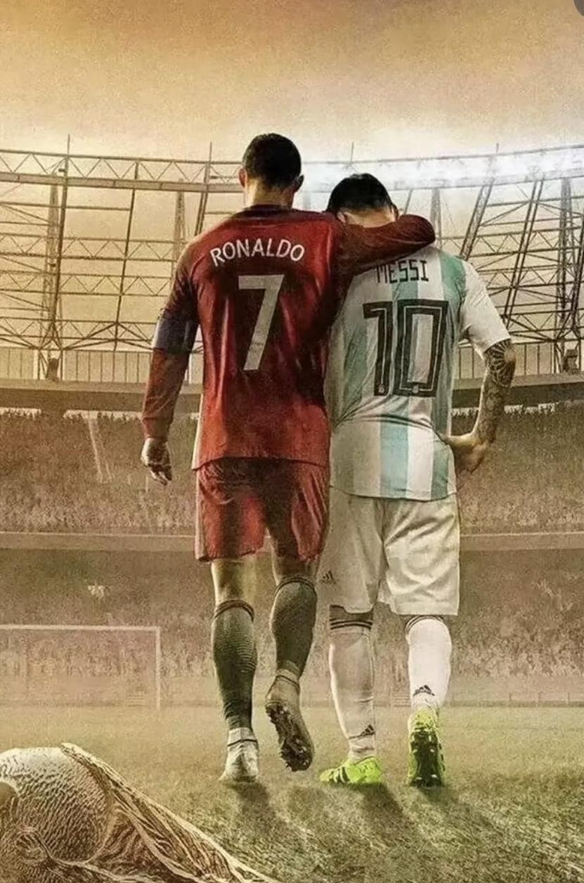 同人不同命！同为“绝代双骄”，为什么今年世界杯 38 岁的梅西依旧是阿根廷队的绝