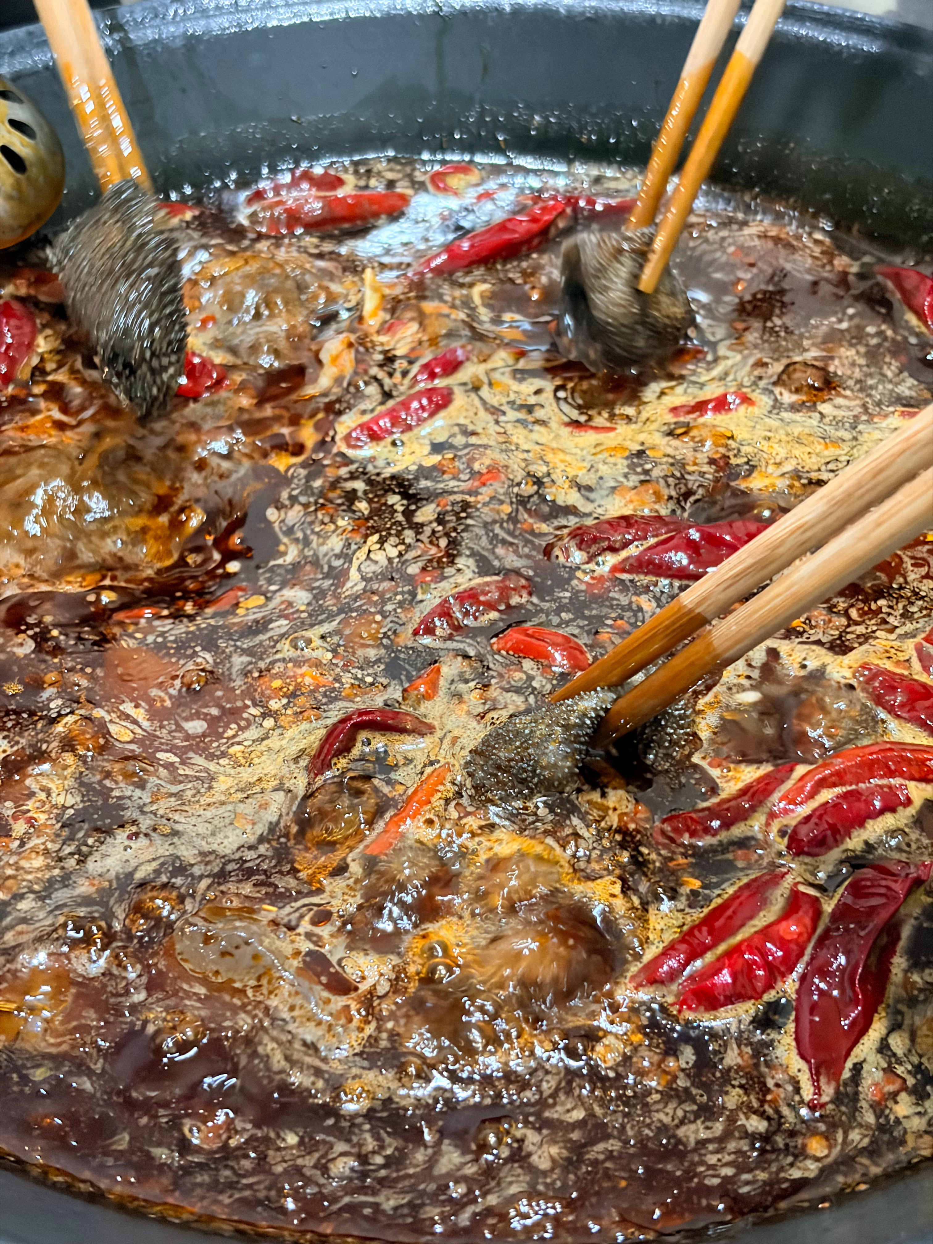 简简单单吃个工作餐，这个火锅店不错，好吃。外地游客绝对找不到的重庆餐馆 重庆·幺