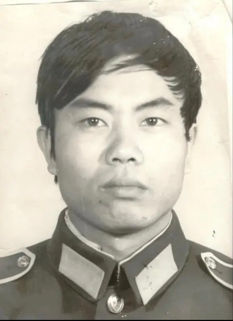 陈建军:新中国成立以来牺牲的第一位缉毒民警，牺牲时年仅25岁。致敬缉毒英雄！云南