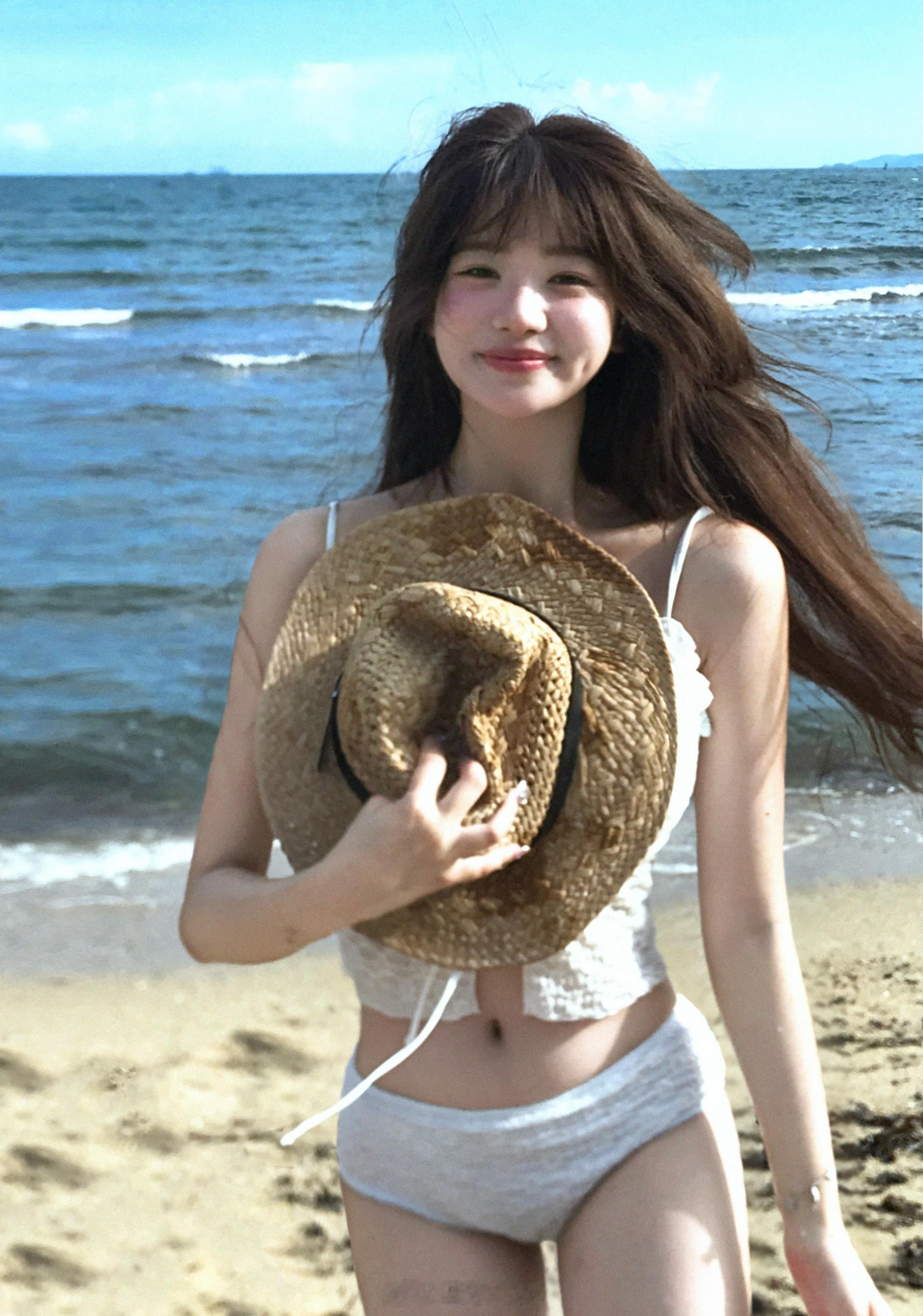 有海的地方就是很浪漫 ◌ 𓂂 𓋜🌊💙  ​​​