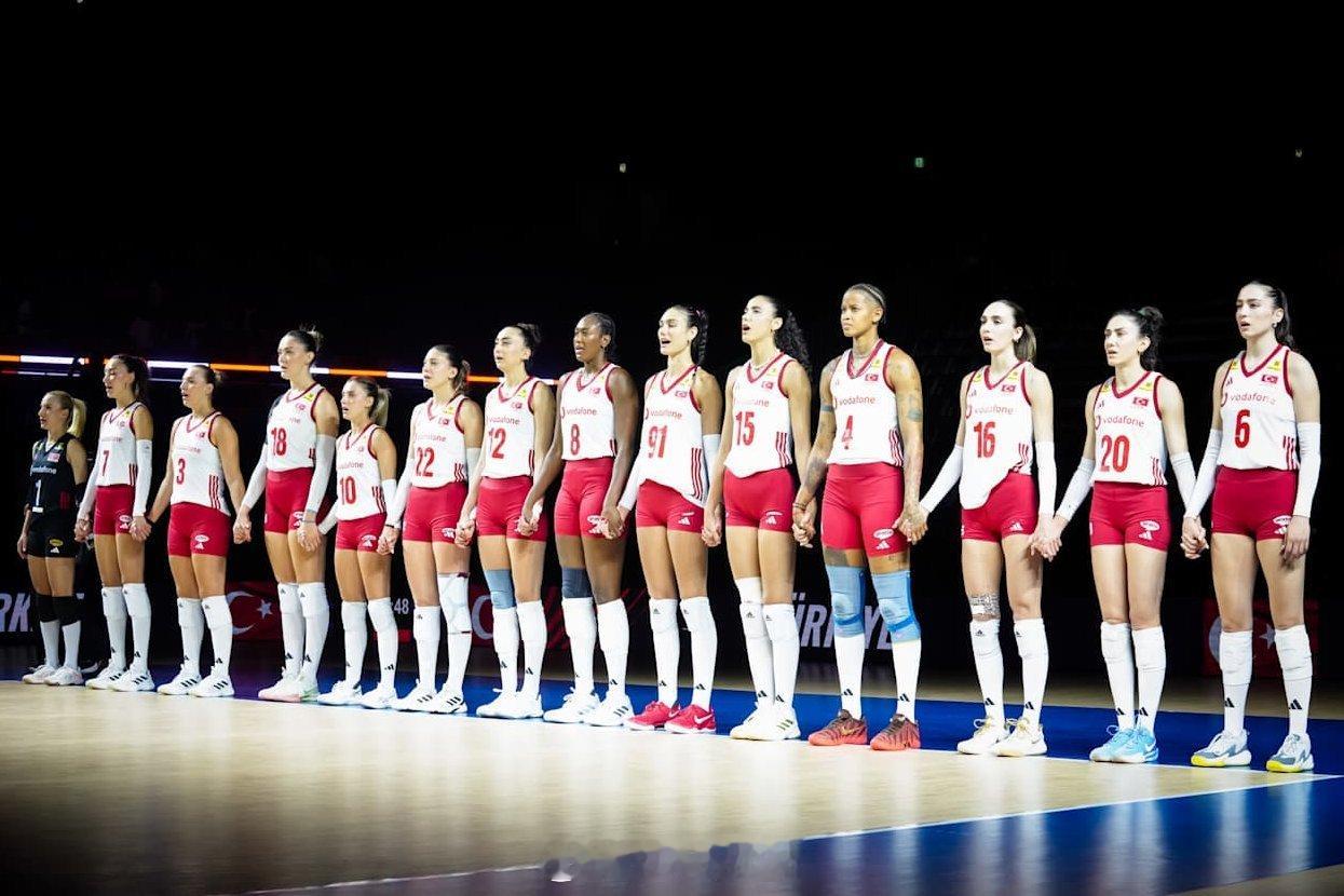 2026年世界女排联赛日本站，土耳其女排3-1波兰女排（27-25 , 20-2