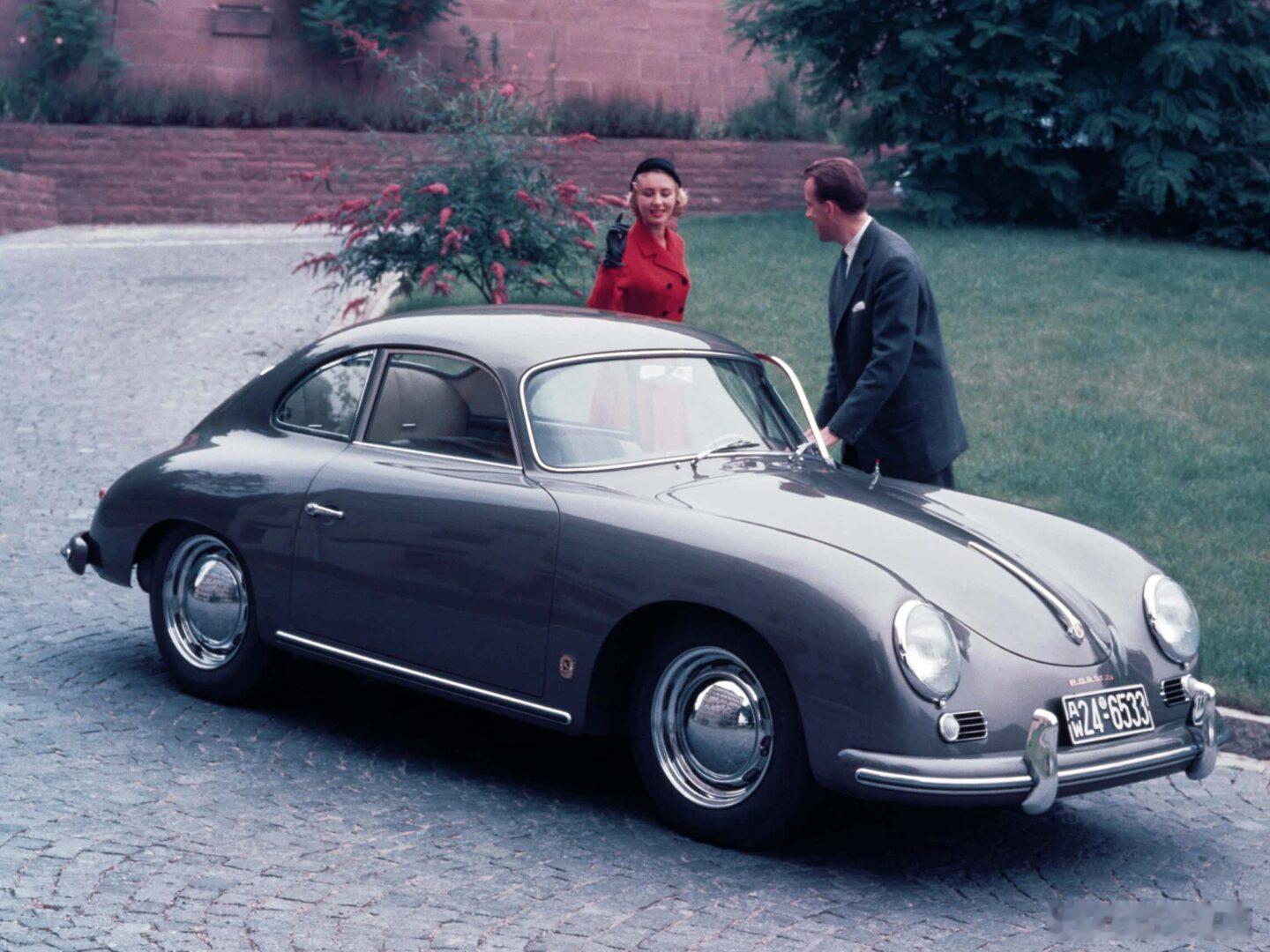 不是只有琴酒喜欢保时捷356，但这款停产60多年的小古董逃不开“少，老，贵”的规
