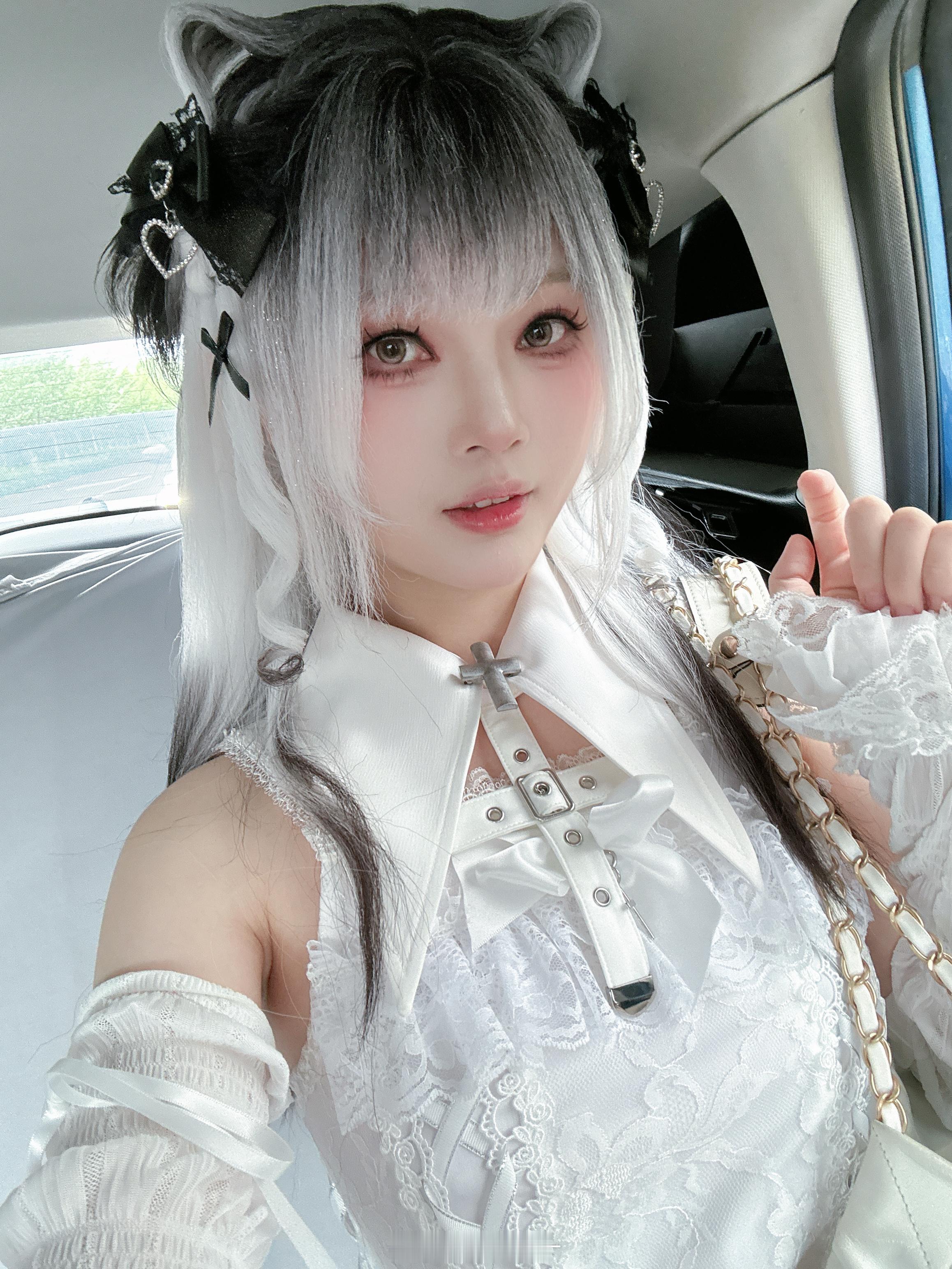 day3上工！今天是空气耳朵猫猫🐱 