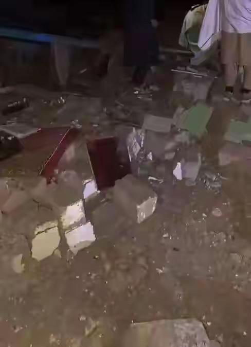 2月27日凌晨，巴基斯坦军方对阿富汗发动了首轮空袭。阿富汗首都喀布尔等地响起爆炸