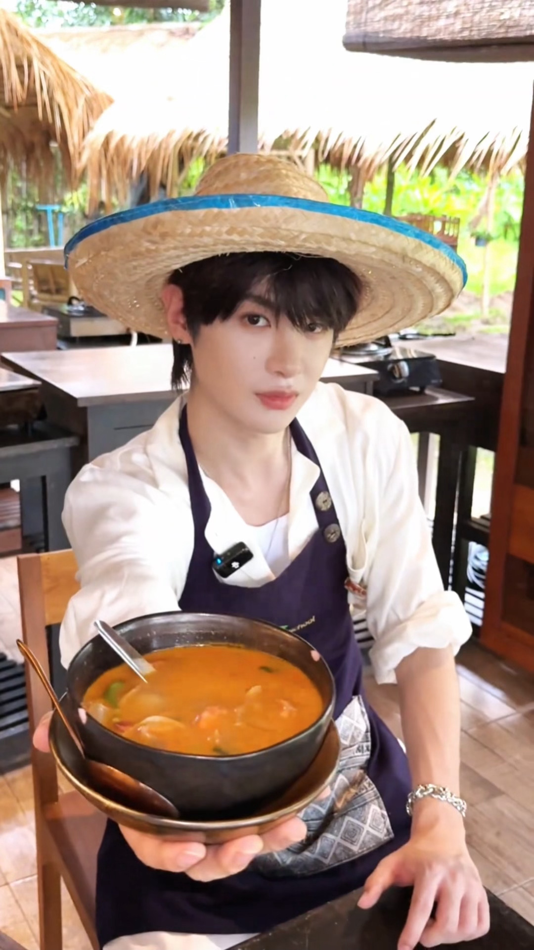 美食召唤术🧙重生之黄明昊在泰国当大厨