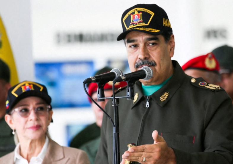 【马杜罗身边的奸细究竟是谁？美国竟连他吃什么都知道】

根据《纽约时报》所披露的