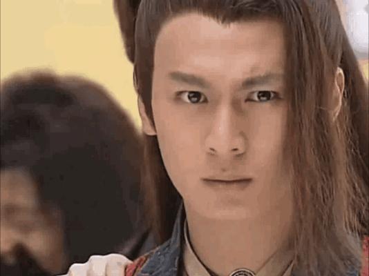 正确示范🆚错误示范 一张很帅的脸后面是更帅的一张脸[666]  