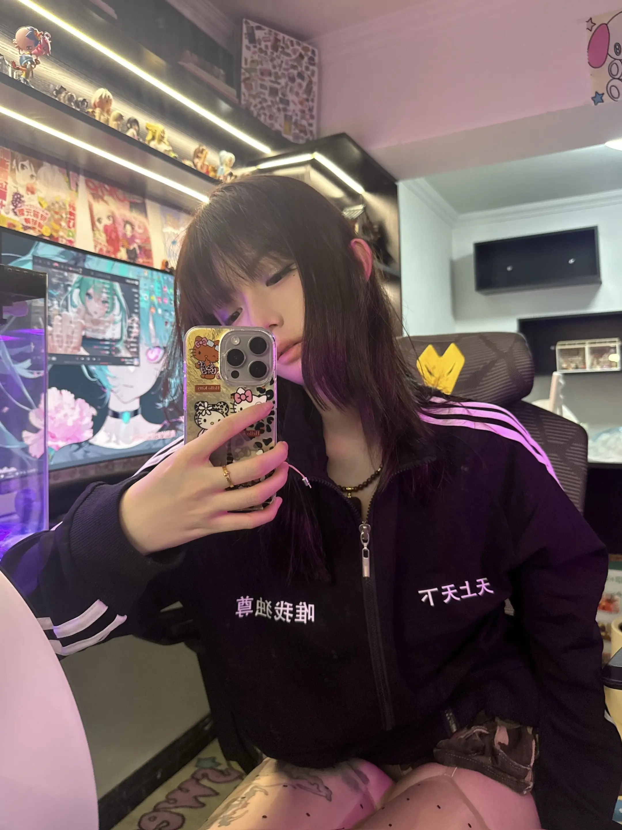 低..低血糖了，头好晕，甜..甜妹加一下视觉系