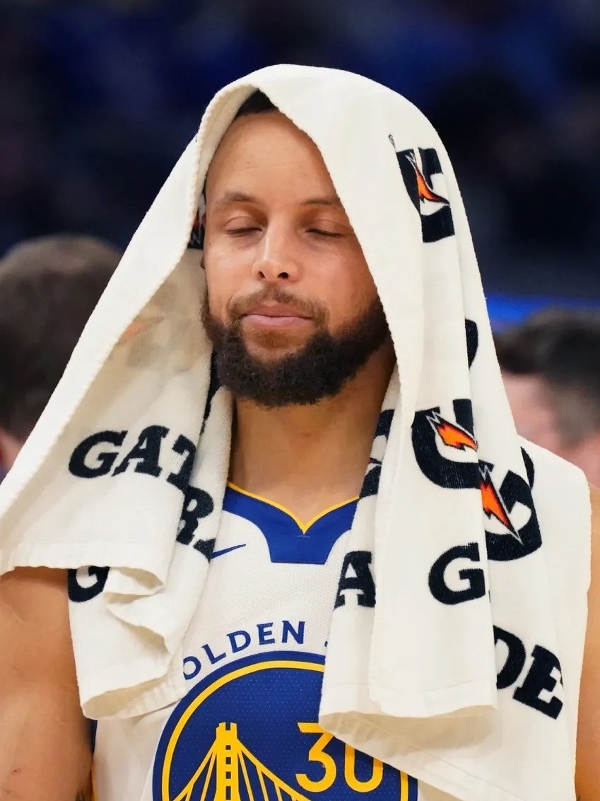 格林吐槽附加赛：“我真的烦透附加赛了，感觉我们就跟吸附加赛的磁铁似的，太糟心了。