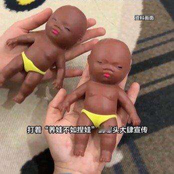 娜塔莎的无下限广告真的太让人无语了。最近听说有学生开始模仿她广告里的行为，这可太