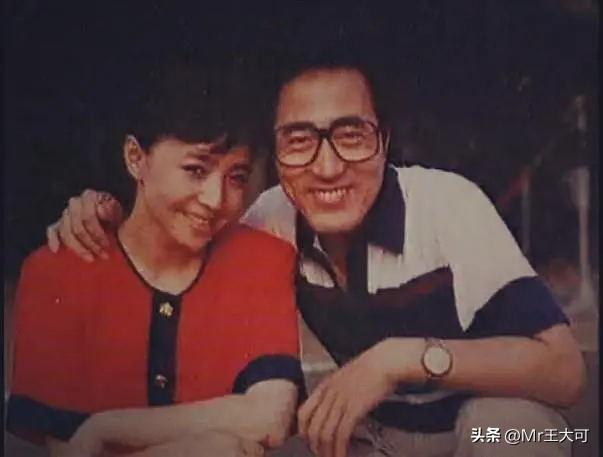这张剧照，如果不了解实情，你会不会觉得他们是真夫妻？

这不仅仅是夫妻相的问题，