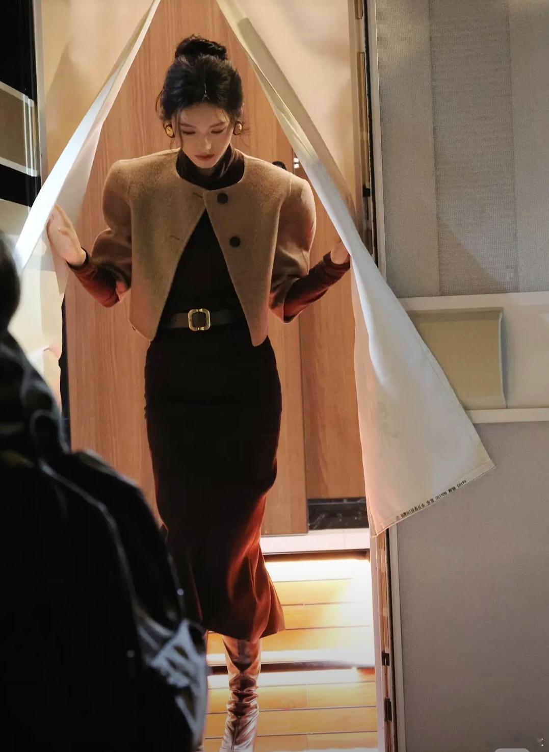 来看看不二之臣沈羽洁的路透符合原著党心中的季明舒吗 