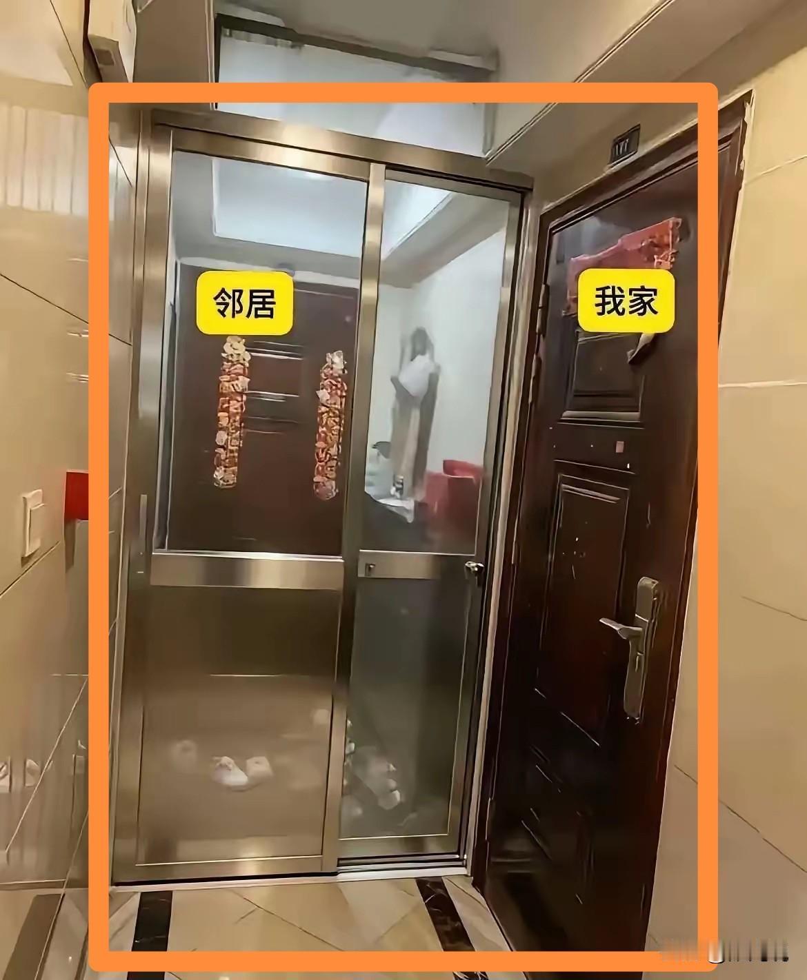 如果我买下邻居这个房子，整体弄一个大门，是否合法呢？
之前曾经想过 就是没机会买