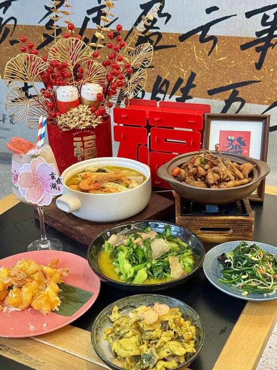 在玄武湖吃大餐，浪漫温馨，有谁懂？