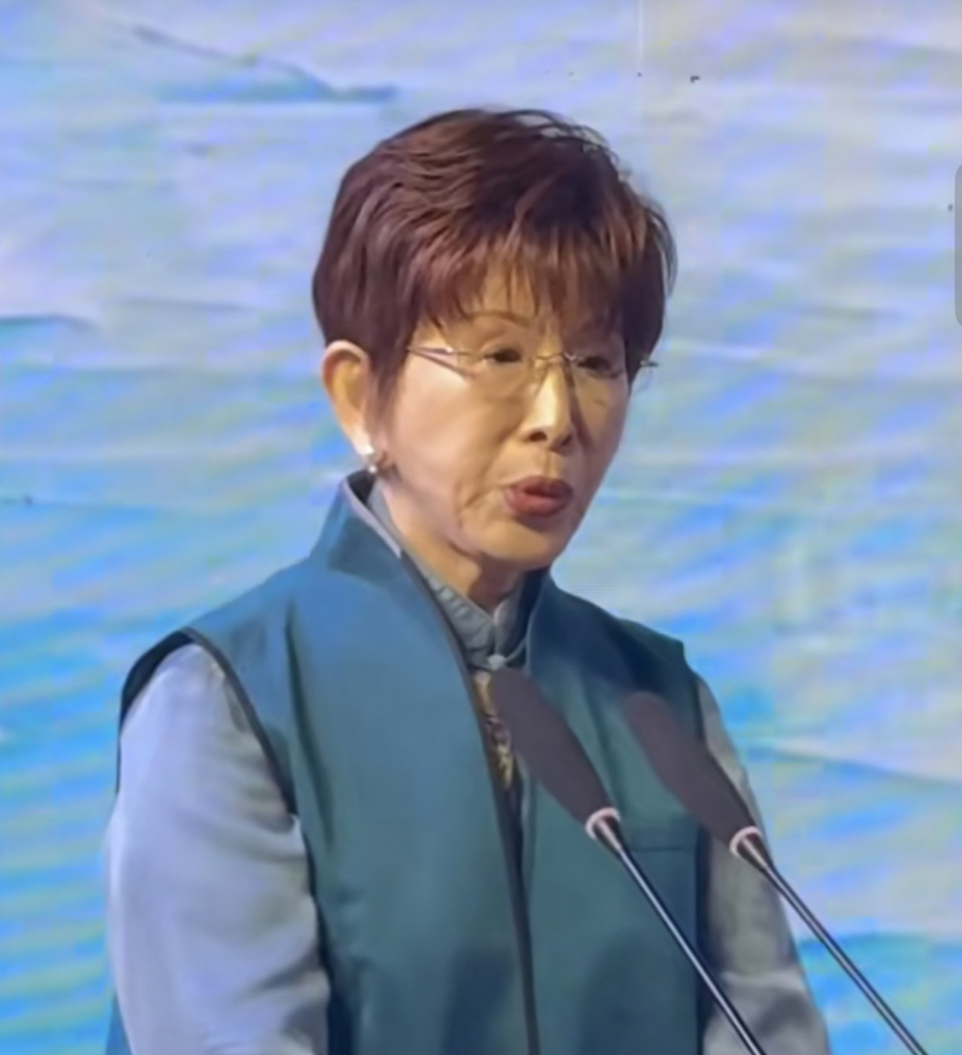 【#洪秀柱亮相阳江开渔季活动#！感叹当地民俗与台湾多地渔村相似】8月15日，第二