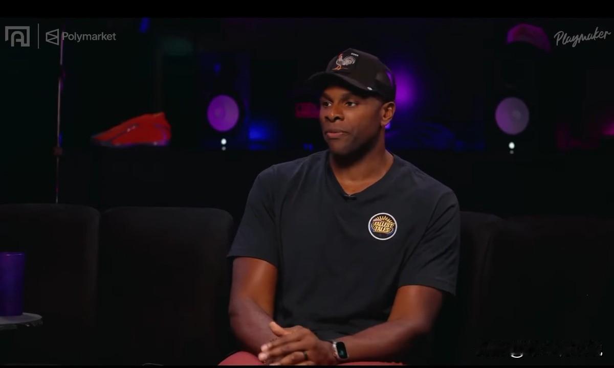 NBA球员布兰登-海伍德在一档播客节目中揭露了前NBA总裁大卫-斯特恩“黑帮老大