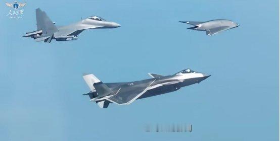 最近，在纪念人民空军成立76周年的微电影中，出现了攻击-11与歼-20、歼-16