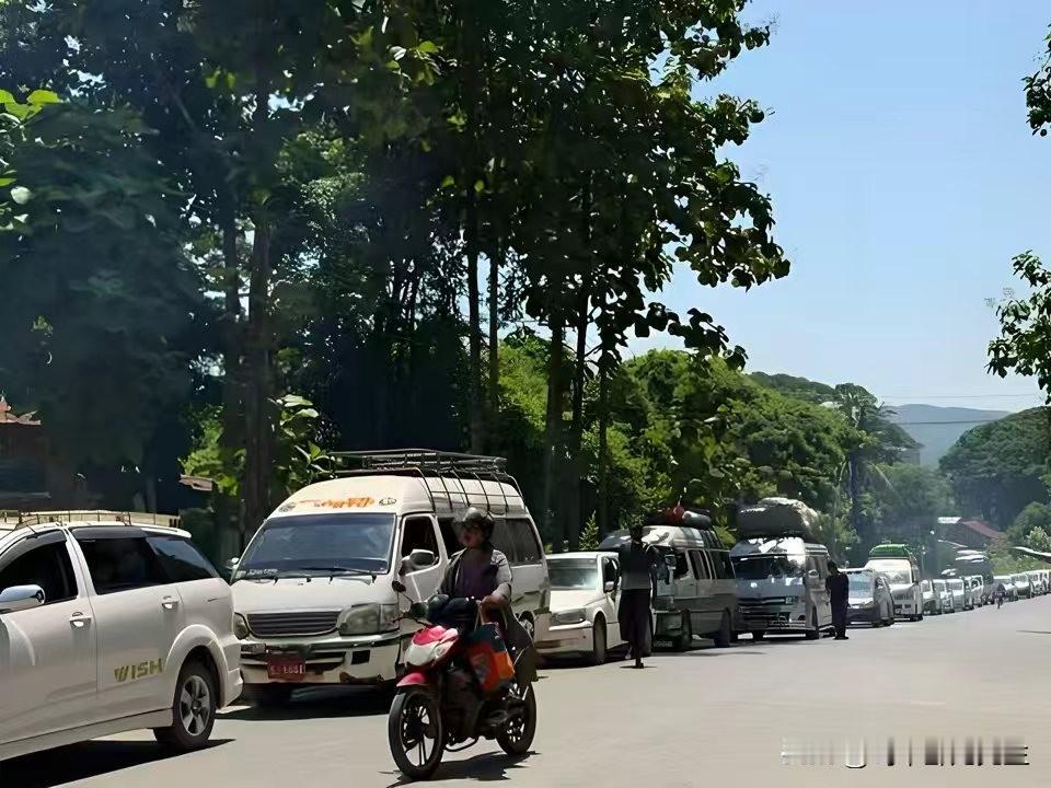 缅军关闭交通要道关键节点缅北昔卜大桥近一年意欲何为的最新消息。据缅甸媒体2026