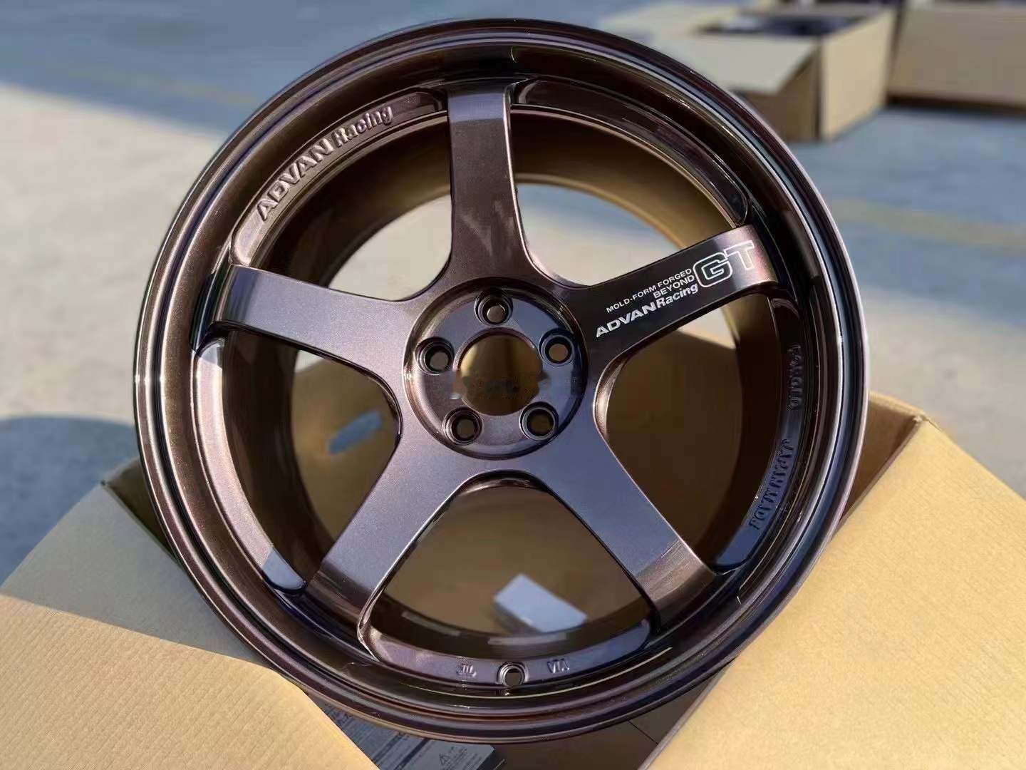 适🈴本田Type-R FK2 FK8 FL5现货18寸进口正品轮毂颜色如图 数