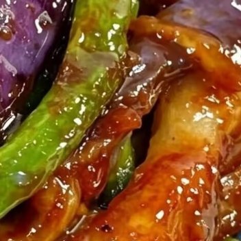 苏新皓 豆角烧茄子谁懂啊！这道豆角烧茄子真的是干饭界的天花板！茄子软嫩吸满酱汁，